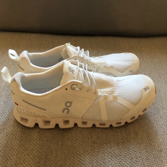 SOLD On Running Cloud Terry. Women’s White Size 10. Very good condition. - Picture 3 of 9